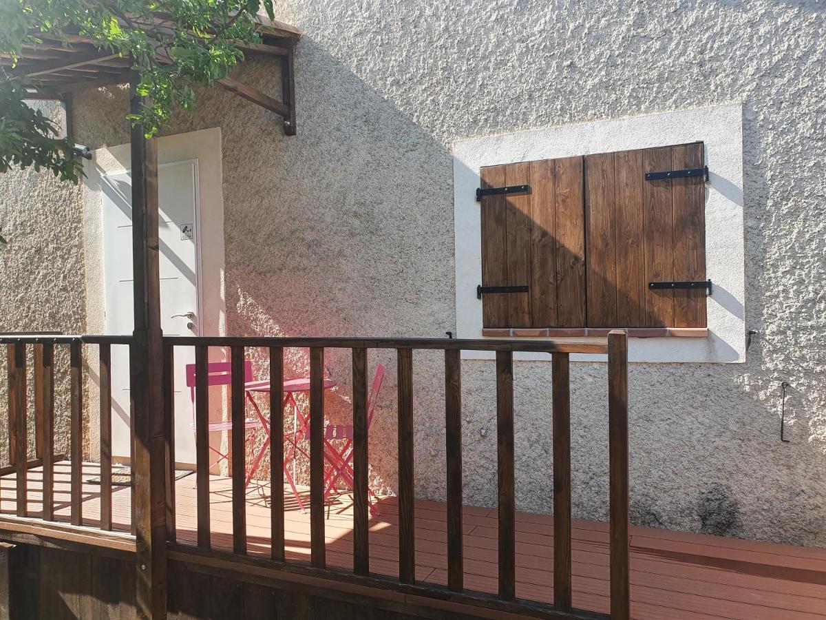 La Maison De Lalouette Forcalquier Exterior photo
